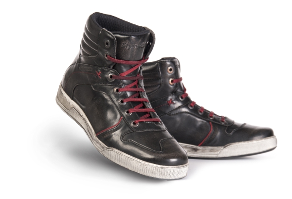 Iron Stylmartin Motorrad Sneaker in schwarz